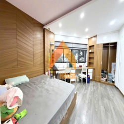 Villa mini 2 PN Thảo Điền 220m2 sân rộng, khu yên tĩnh chỉ 50tr