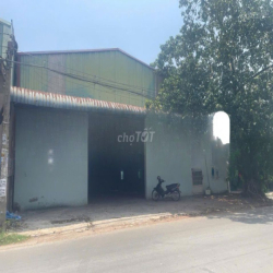 Cho thuê nhà xưởng phường Tân Phước Khánh. DT 330m2 xưởng