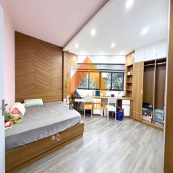 Villa mini 2 PN Thảo Điền 220m2 sân rộng, khu yên tĩnh chỉ 50tr