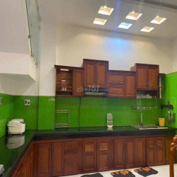 Cho thuê nhà Phú Tân, Thủ Dầu Một - Diện tích: 5x20 1 trệt + 2 lầu 1 k