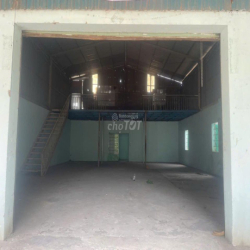 Cho thuê nhà xưởng phường Tân Phước Khánh. DT 330m2 xưởng