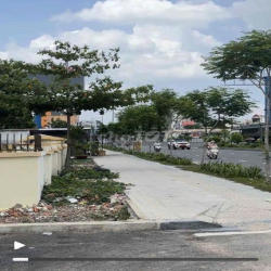 Cho thuê 1000m2 đất mặt tiền C3, Phường 2, Tân Bình