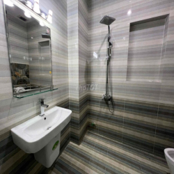 Cần cho thuê căn nhà 5X20m mới đẹp tại KĐT Him Lam Kênh Tẻ Q7