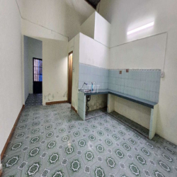 Nhà gác đúc MT đường Xuân Thiều 14, 3 phòng ngủ kiên cố, sát chợ Nam Ô