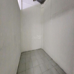 Nhà gác đúc MT đường Xuân Thiều 14, 3 phòng ngủ kiên cố, sát chợ Nam Ô