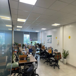 🏢 CHO THUÊ VĂN PHÒNG FULL NỘI THẤT – 90M² – GIÁ CHỈ 20 TRIỆU/THÁNG