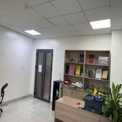 🏢 CHO THUÊ VĂN PHÒNG FULL NỘI THẤT – 90M² – GIÁ CHỈ 20 TRIỆU/THÁNG