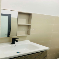 cho thuê 2 căn chung cư tầng 7 view thoáng cc 444 ngô quyền