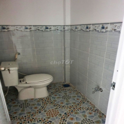 Phòng trọ thoáng mát, sáng sủa, có gác, WC riêng, giờ tự do