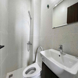 Căn Hộ Full Nội Thất Ban Công Cạnh ĐH FPT - Ngũ Hành Sơn