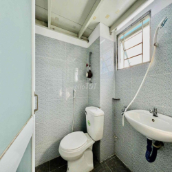 CHO THUÊ PHÒNG TRỌ GIÁ RẺ SINH VIÊN GÁC CAO ĐI BỘ ĐẾN ĐH VĂN LANG 3