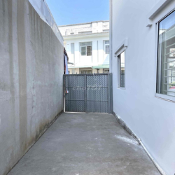 Cho Thuê Nhà Góc 1 Trệt 1 Lầu. Có 3 Phòng Ngủ. Gần Trung Tâm Cần Thơ