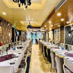 Cho thuê toà nhà phố Triệu Việt Vương mặt tiền 11m