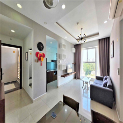 căn góc nhà sạch sẽ thiết kế 2 pn.2wc gần sân bay