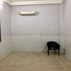 Chính chủ cho thuê tầng trệt