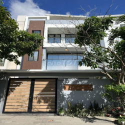 Cho thuê nhà Phổ Quang, P.2, Q. TB, DT: 9x24m, 1 trệt  2 lầu