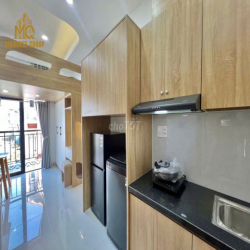 CC MINI DUPLEX BAN CÔNG MỚI XÂY THANG MÁY GẦN CHỢ PHẠM VĂN BẠCH