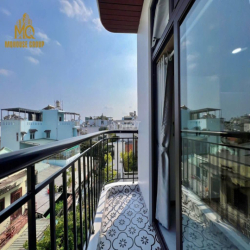 CC MINI DUPLEX BAN CÔNG MỚI XÂY THANG MÁY GẦN CHỢ PHẠM VĂN BẠCH