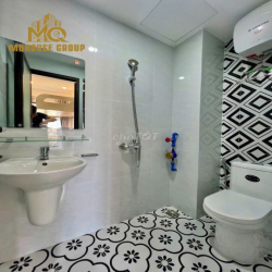 CC MINI DUPLEX BAN CÔNG MỚI XÂY THANG MÁY GẦN CHỢ PHẠM VĂN BẠCH