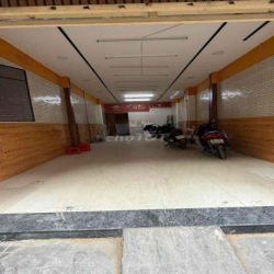 MẶT BẰNG KINH DOANH.