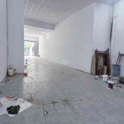 MẶT TIỀN KINH DOANH SẦM UẤT ( 250m2 )