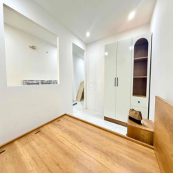 Khai Trương CHDV Nguyễn Oanh - TÁCH BẾP - 1 PN,1PK