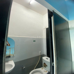 Cho thuê nhà nguyên căn hẻm 308 Huỳnh Tấn Phát  Q7
