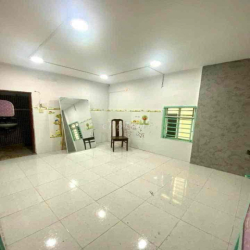 💟 cho thuê nhà nguyên can 6x18m  hẻm 1/ Phan Huy Ích p12