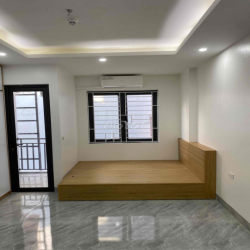 ccmn studio 25 m2  ngõ 178 đường cổ nhuế  có ban công thoáng