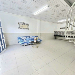 Nhà đẹp giá rẻ, hẻm ô tô