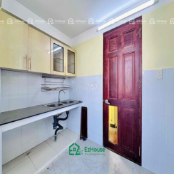 Phòng tách bếp 35m2 cửa sổ ban công thoáng gần Cầu Chánh Hưng Quận 8