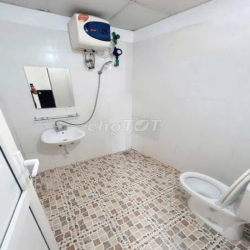 cho thuê phòng trọ 6 ngõ 102/71 Hoàng Đạo Thành đầy đủ tiện nghi