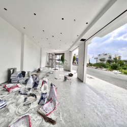 CHO THUÊ NHÀ KINH DOANH 5 TẦNG 800M2 CÓ PCCC LÔ GÓC KHU PHƯỚC LONG