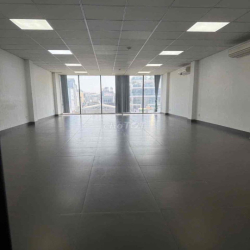 Văn phòng cho thuê 105 m2, Tân Bình, gần sân bay T3