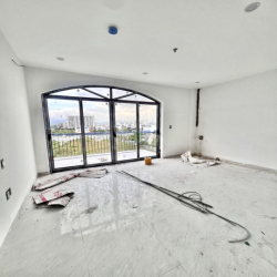 CHO THUÊ NHÀ KINH DOANH 5 TẦNG 800M2 CÓ PCCC LÔ GÓC KHU PHƯỚC LONG