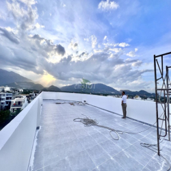 CHO THUÊ NHÀ KINH DOANH 5 TẦNG 800M2 CÓ PCCC LÔ GÓC KHU PHƯỚC LONG