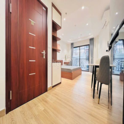 Studio Trần Duy Hưng, Cầu Giấy, gần ĐH Phương Đông