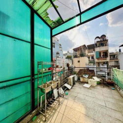 🔥 Nhà KD hẻm xe tải CMT8, trệt suốt 2PN, giá chỉ 12tr/tháng