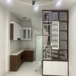 8tr - Cho thuê nhà Thạch Bàn, 35m, 3pn, nhà mới, full đồ ở ngay