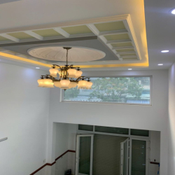Cho thuê nhà MT đường 57, P.14, Gò Vấp 4x15 5 tầng