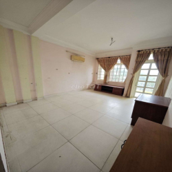 MẶT TIỀN KINH DOANH - 5 TẦNG - CÓ NỘI THẤT CƠ BẢN