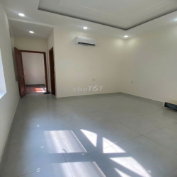 Cần cho thuê nhà đẹp 42/6A Hoàng Bật Đạt P.15 Tân Bình.