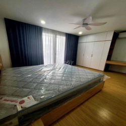 chung cư udic 168 m2 3 ngủ full vào ở đầu tháng 7