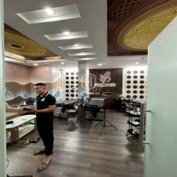 THANG MÁY - Nhà 179 Ba Tháng Hai, Quận 10 - Ngang 7m, 5TẦNG, Giá TỐT