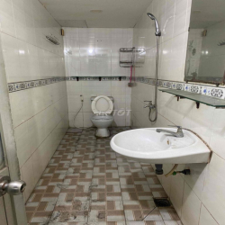 NHÀ XƯỞNG MẶT TIỀN CHO THUÊ