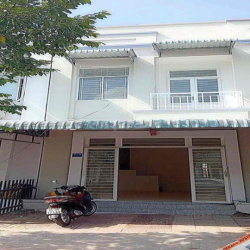 em có căn nhà cần cho thuê ở khu dân cư Hoàng Quân Trệt rộng có thể