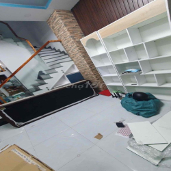 CHO THUÊ NHÀ ĐƯỜNG XE HƠI 4PN 3WC GIÁ 9TR