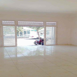 em có căn nhà cần cho thuê ở khu dân cư Hoàng Quân Trệt rộng có thể