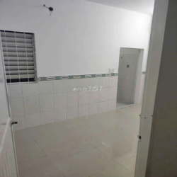 cho thuê nhà Mới 3 tầng, 3pn 3vs - Nguyễn Đình Chiểu Q3