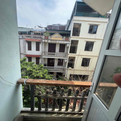 Thuê phòng cho hssv- người lao động